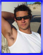 Gary is an Australian knock-out in these free pics!