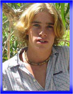Gary is an Australian knock-out in these free pics!